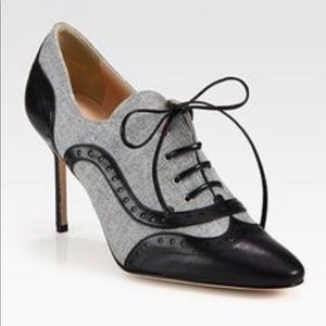 Manolo Blahnik Lace-Up Oxford heels